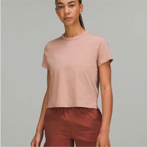 Lululemon Classic-Fit Cotton-Blend T-Shirt. Size 6. Color pink clay.